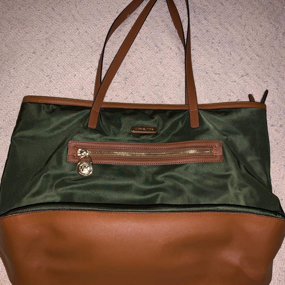 Michael Kors “Kempton” nylon tote bag